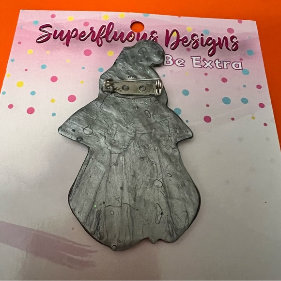 Superfluous Designs Mulan resin brooch - Picture 2 of 4